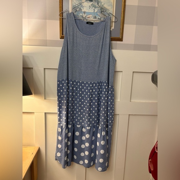 Dresses & Skirts - Italian Blue Polka Dot Sleeveless Dress Size Large